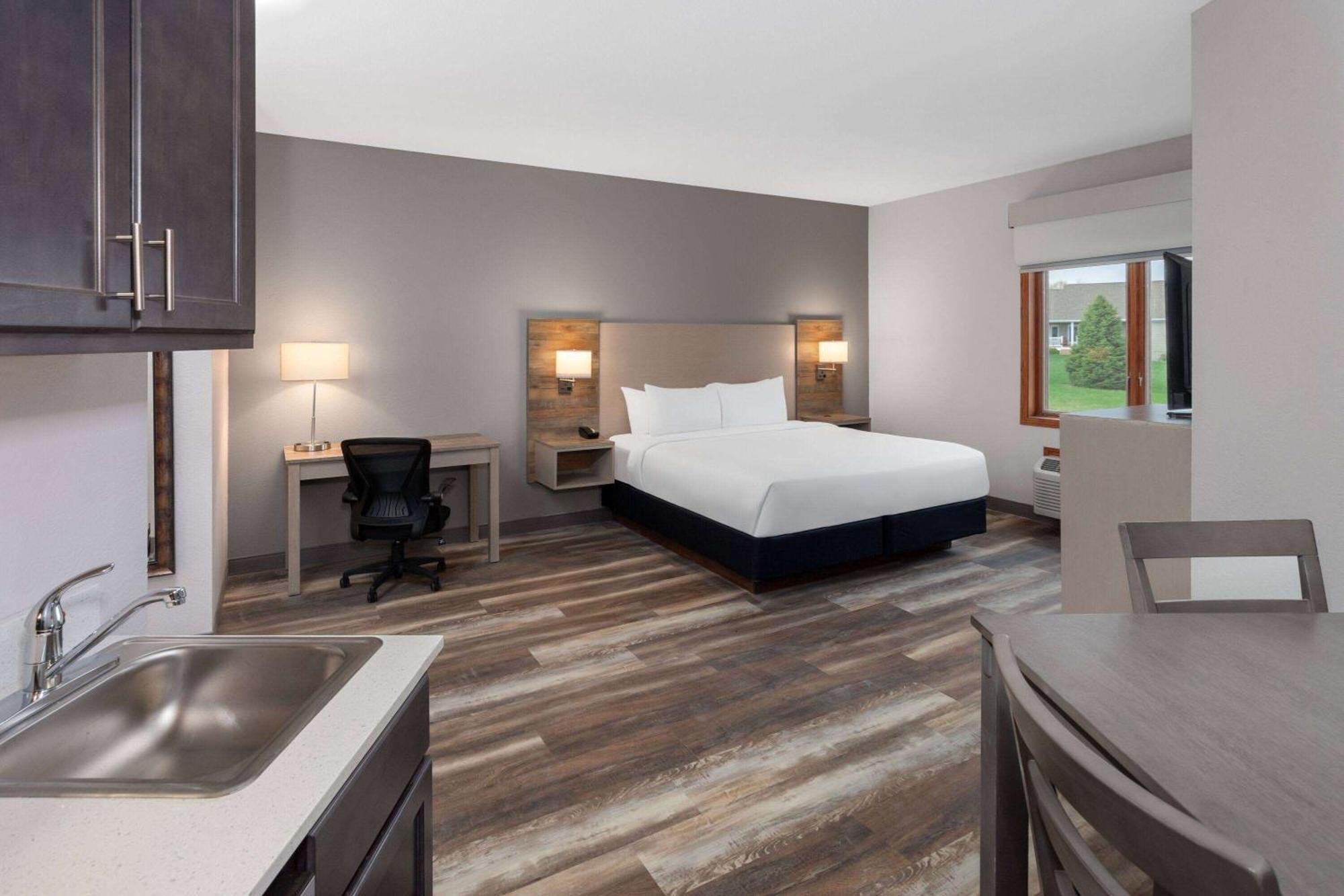 Links Bos Landen Hotel & Spa Of Pella, Trademark By Wyndham Exterior photo