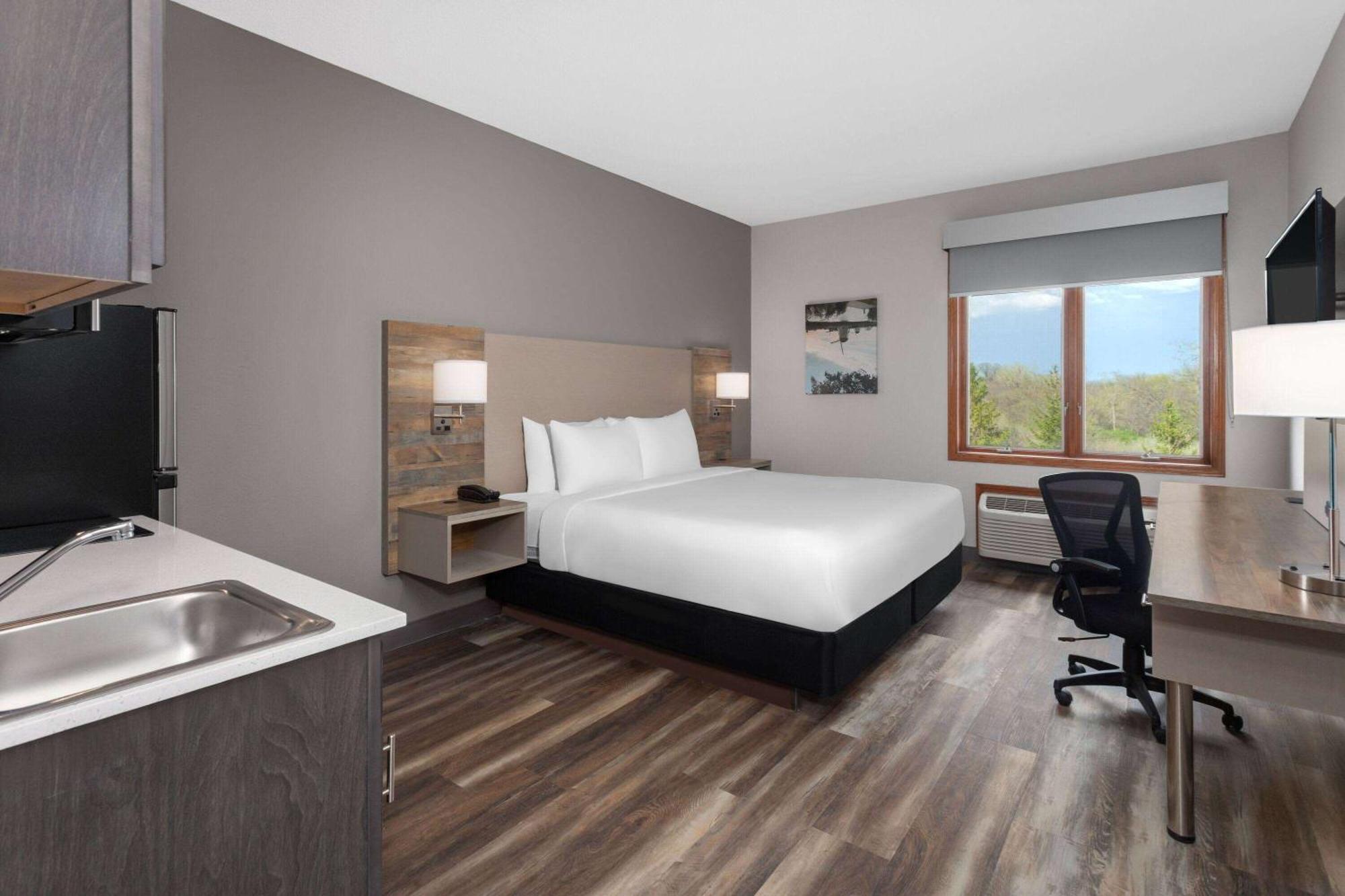 Links Bos Landen Hotel & Spa Of Pella, Trademark By Wyndham Exterior photo
