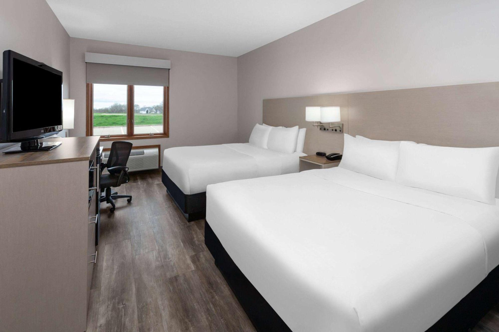 Links Bos Landen Hotel & Spa Of Pella, Trademark By Wyndham Exterior photo