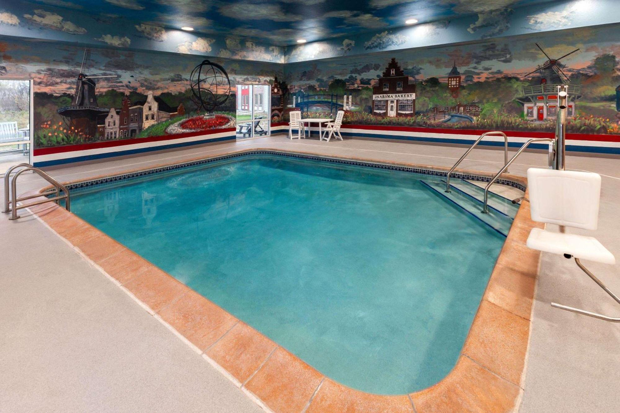 Links Bos Landen Hotel & Spa Of Pella, Trademark By Wyndham Exterior photo